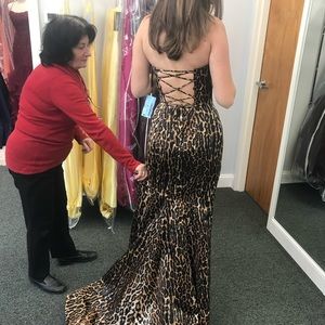 Sherri Hill Women’s Dress